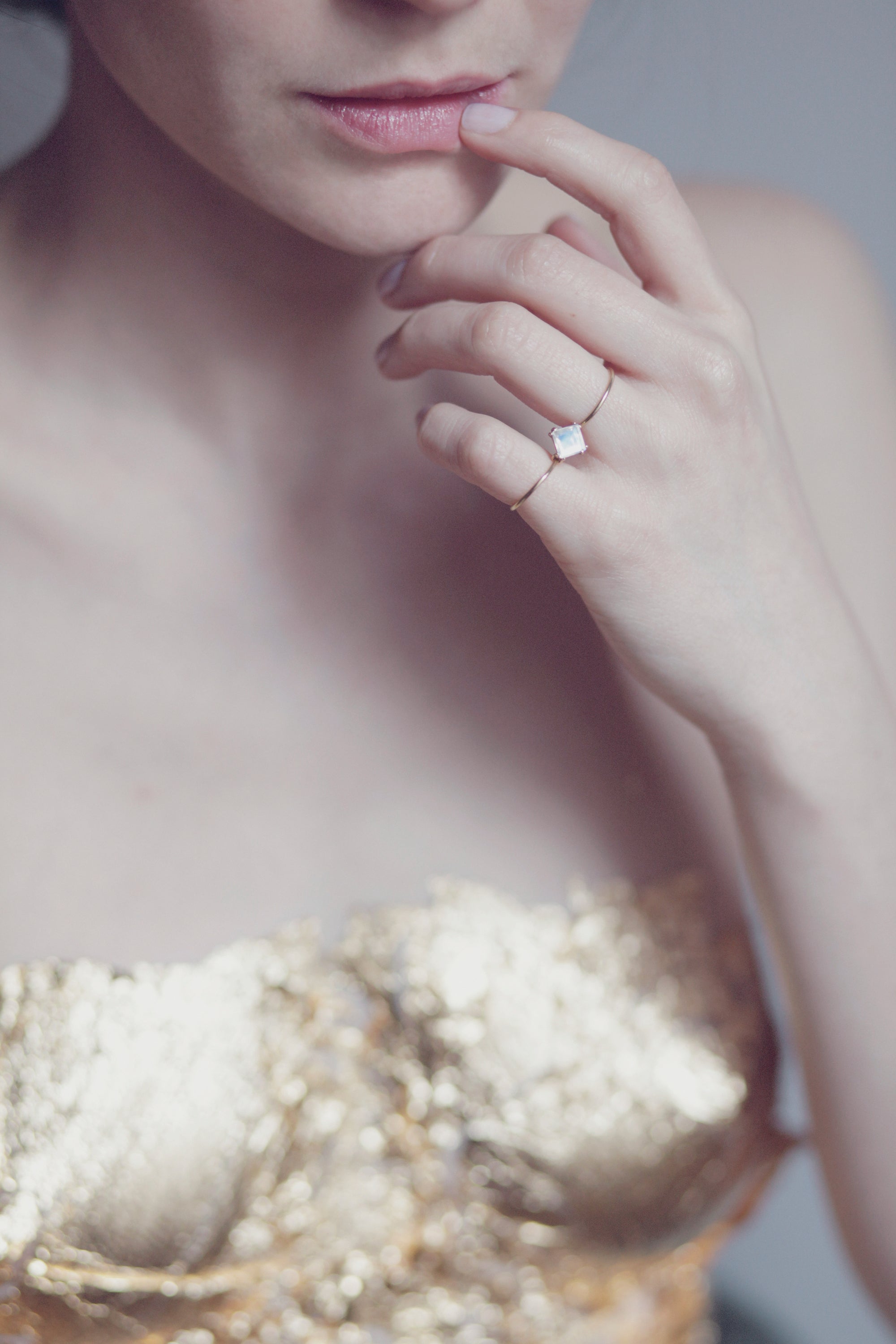 SQUARE DOUBLE SLIDE RING / Moonstone