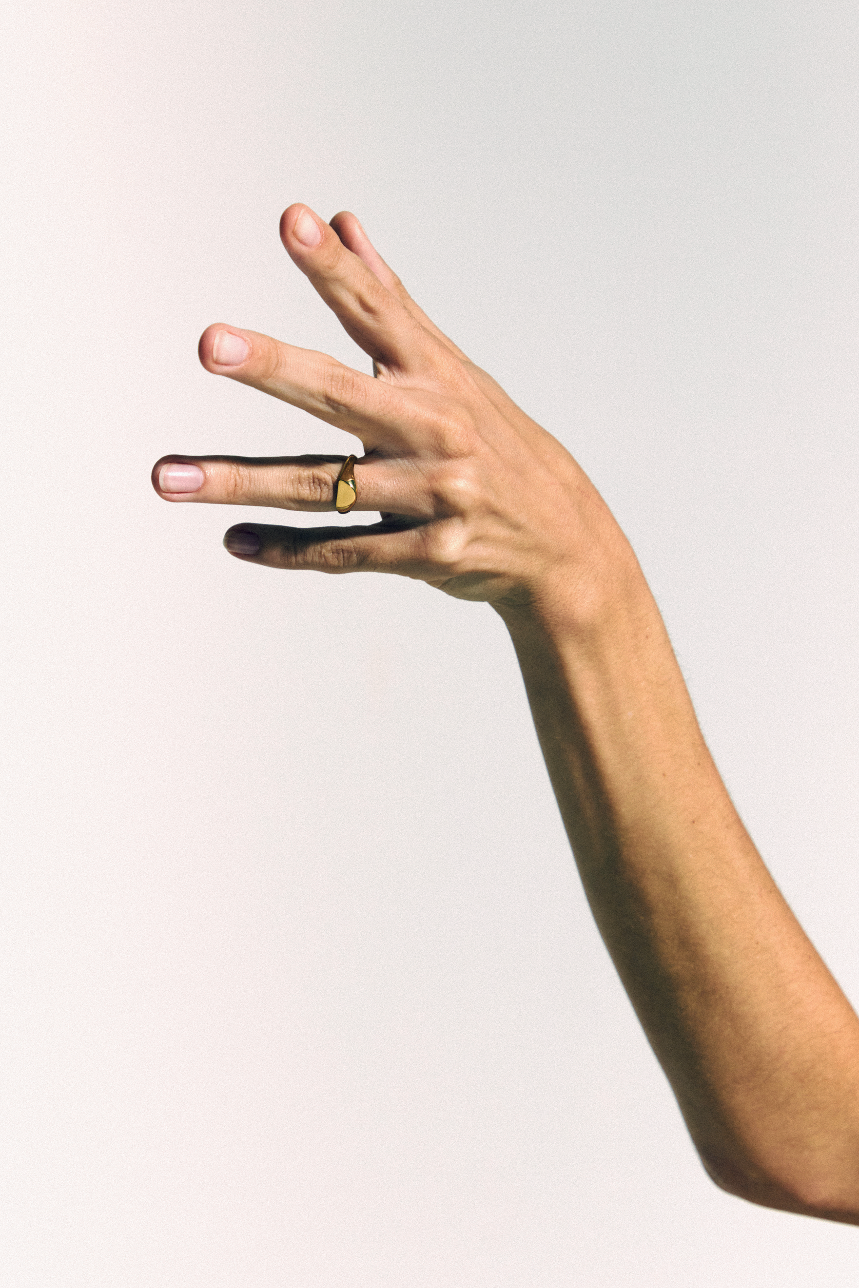 HALF RING